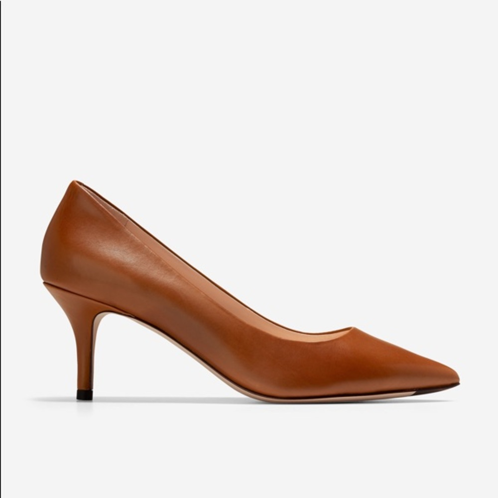 New! Cole Haan Vesta Pump in Woodbury (brown)